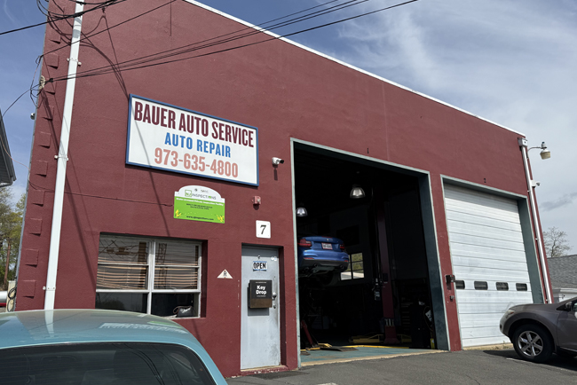 Service Bays | Bauer Automotive Service, Inc.