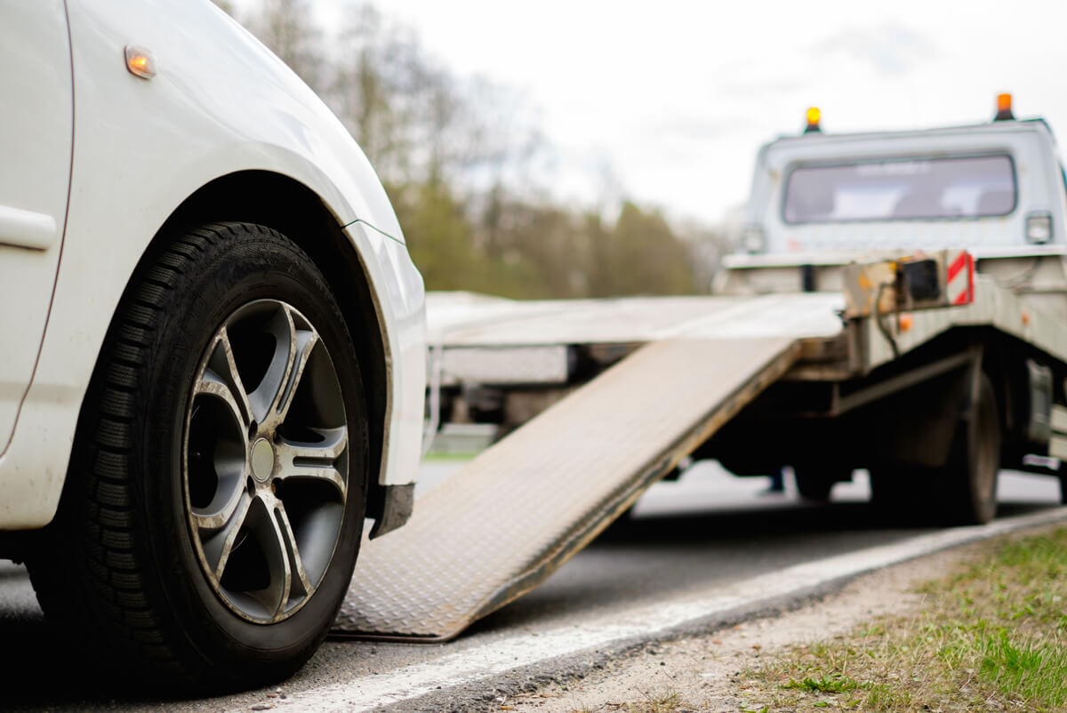 Towing | Bauer Automotive Service, Inc.